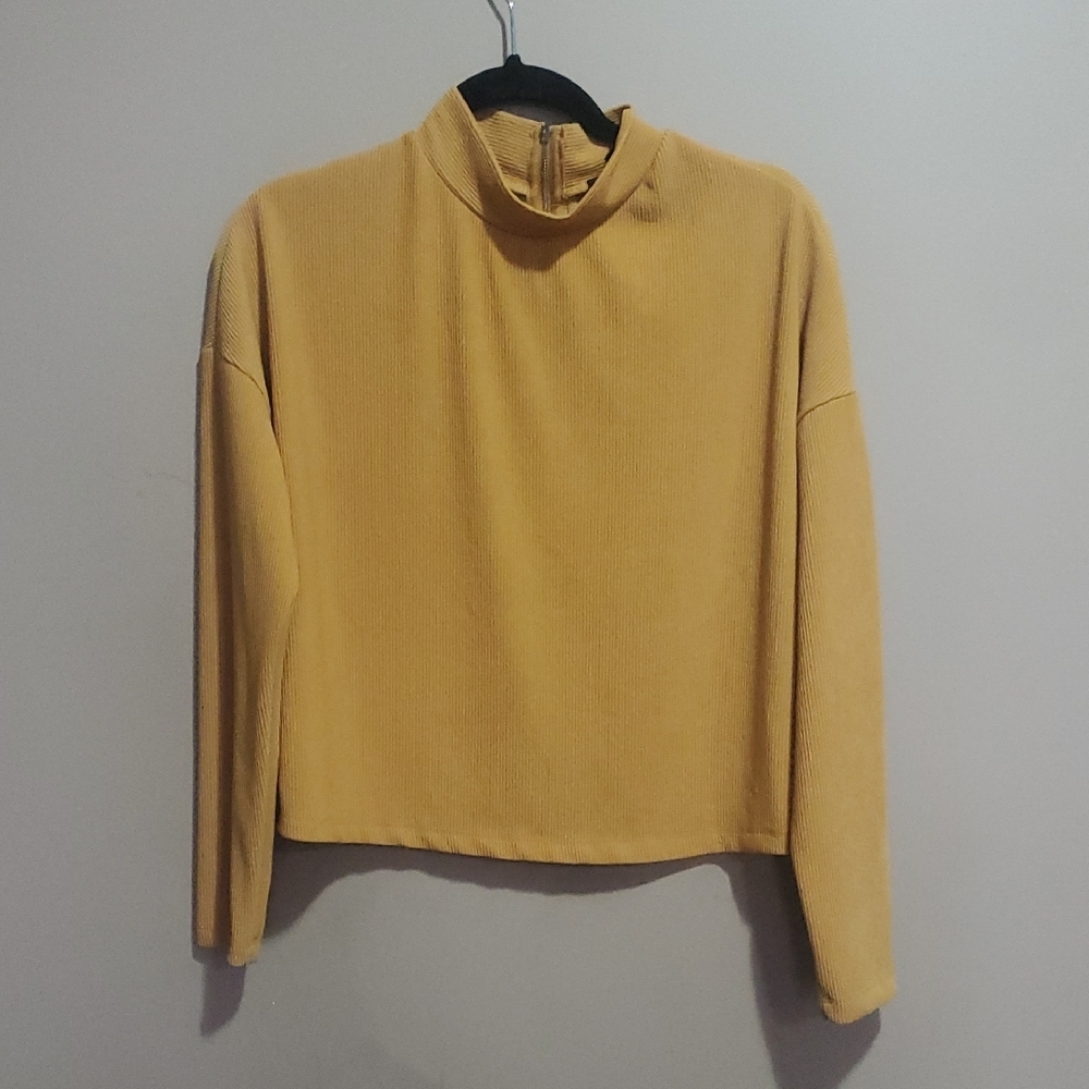 Dynamite Golden Ribbed Turtleneck Size Medium